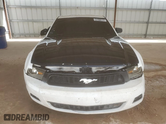 2011 Ford Mustang V6 with VIN 1ZVBP8AM2B5166530, listed as a Copart auction lot 49241085 with 140,842 mi miles and Clean Title. Bid and sale history available at carsss.com. Image 5.