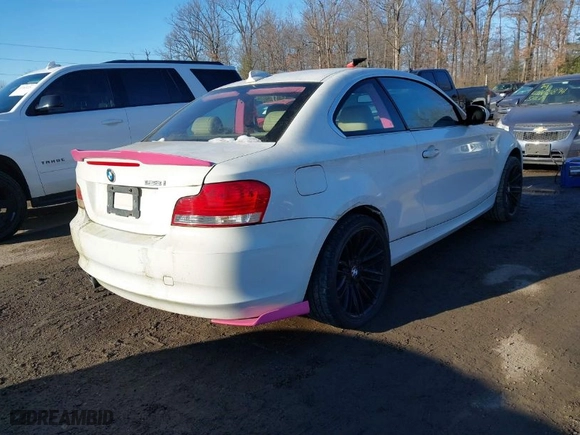 2011 BMW 1 Series 128i with VIN WBAUP7C59BVK78590, listed as a IAAI auction lot 41349575 with 119,438 mi miles. Bid and sale history available at carsss.com. Image 4.