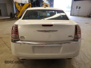 2012 Chrysler 300 C with VIN 2C3CCAKT4CH220294, listed as a Copart auction lot 77615204 with 83,852 mi miles and Clean Title. Bid and sale history available at DreamBid. Image 6.