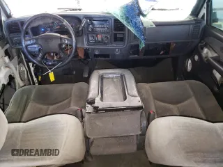 2001 Chevrolet Silverado 3500 LS with VIN 1GCJK33G11F160833, listed as a Copart auction lot 46930185 with 309,228 mi miles and Clean Title. Bid and sale history available at carsss.com. Image 8.