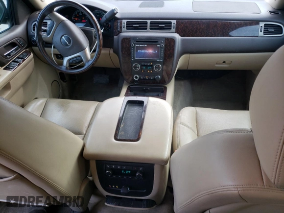 2014 GMC Yukon XL Denali with VIN 1GKS2MEF2ER171962, listed as a Copart auction lot 46996965 with 251,939 mi miles and Salvage Title. Bid and sale history available at carsss.com. Image 8.