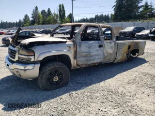 2005 GMC Sierra 2500HD SLT with VIN 1GTHK29255E215932, listed as a Copart auction lot 63196634 with Not provided miles and Salvage title. Bid and sale history available at DreamBid. Image 1.