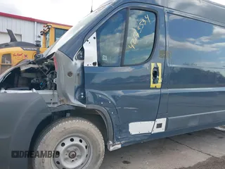2018 Ram ProMaster Cargo with VIN 3C6TRVDG9JE159526, listed as a IAAI auction lot 42143534 with 54,123 mi miles and . Bid and sale history available at DreamBid. Image 6.
