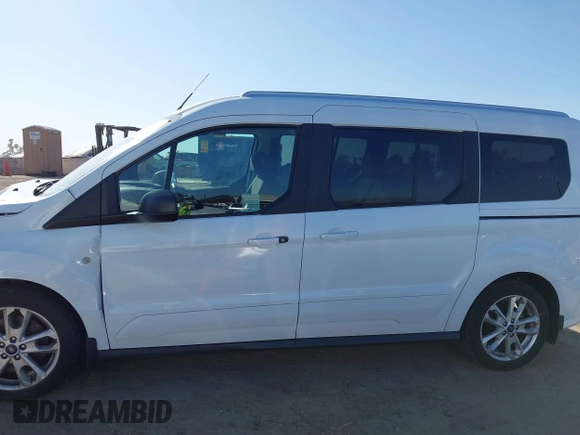 2017 Ford Transit Connect XLT z VIN NM0GE9F73H1336222, wystawiony jako IAAI lot #41856988 z przebiegiem 38 501 mil mil oraz . Historia ofert i sprzedaży dostępna na DreamBid. Obrazek 14.