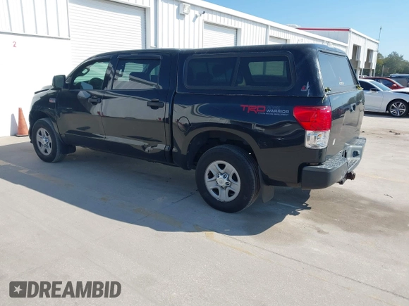 2013 Toyota Tundra z VIN 5TFDY5F16DX292418, wystawiony jako IAAI lot #41531030 z przebiegiem 236 555 mil mil oraz . Historia ofert i sprzedaży dostępna na DreamBid. Obrazek 3.