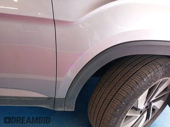 2024 Volkswagen Atlas SE with VIN 1V2HR2CA9RC557329, listed as a IAAI auction lot 42734151 with 19,097 mi miles and . Bid and sale history available at DreamBid. Image 17.