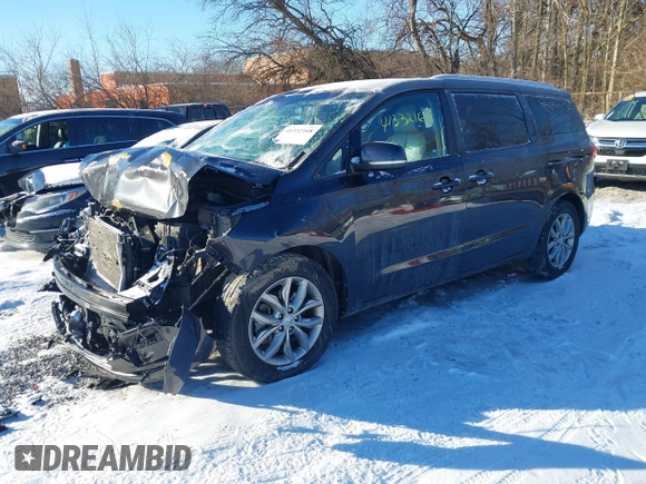 2020 Kia Sedona EX with VIN KNDMB5C11L6642600, listed as a IAAI auction lot 41332168 with 83,302 mi miles. Bid and sale history available at carsss.com. Image 20.