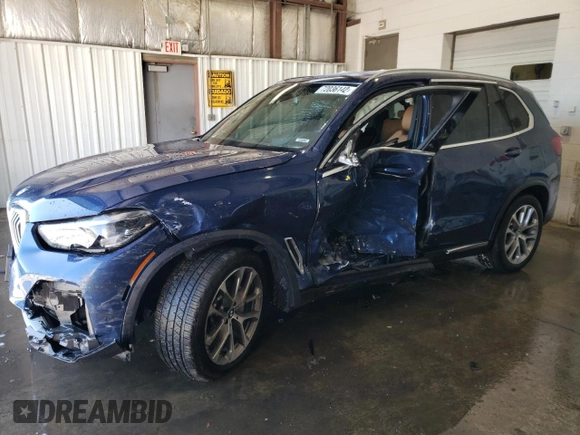 2022 BMW X5 xDrive40i with VIN 5UXCR6C0XN9N18524, listed as a Copart auction lot 72036142 with 7,972 mi miles. Bid and sale history available at carsss.com. Image 1.