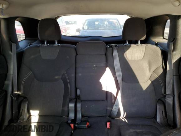 2015 Jeep Cherokee Latitude with VIN 1C4PJLCB3FW565942, listed as a Copart auction lot 46347345 with 188,038 mi miles and Non Repairable. Bid and sale history available at carsss.com. Image 10.