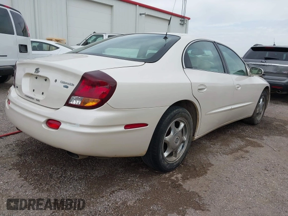 2002 Oldsmobile Aurora with VIN 1G3GS64C124127044, listed as a IAAI auction lot 41770179 with 119,841 mi miles and . Bid and sale history available at DreamBid. Image 4.