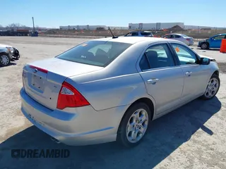 2010 Ford Fusion SE with VIN 3FAHP0HA7AR390002, listed as a IAAI auction lot 41725117 with 1 mi miles. Bid and sale history available at carsss.com. Image 4.