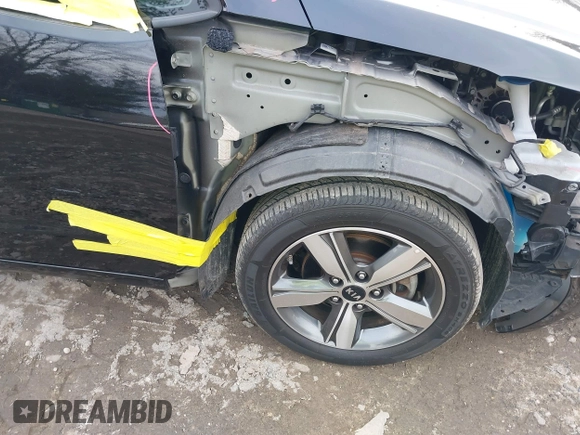 2018 Kia Forte LX with VIN 3KPFL4A7XJE281866, listed as a IAAI auction lot 41506327 with 70,579 mi miles and . Bid and sale history available at DreamBid. Image 18.