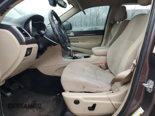 2018 Jeep Grand Cherokee Laredo E with VIN 1C4RJEAG7JC300762, listed as a Copart auction lot 44123275 with 133,424 mi miles and Salvage Title. Bid and sale history available at carsss.com. Image 7.