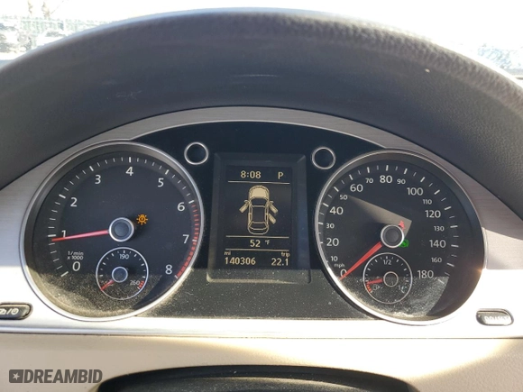2013 Volkswagen CC R-Line with VIN WVWBN7AN2DE548782, listed as a Copart auction lot 49213395 with 140,306 mi miles and Salvage Title. Bid and sale history available at carsss.com. Image 9.