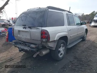 2004 Chevrolet TrailBlazer EXT LT with VIN 1GNET16S346227902, listed as a IAAI auction lot 41664189 with 131,750 mi miles. Bid and sale history available at carsss.com. Image 4.