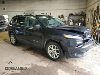 2014 Jeep Cherokee Latitude z VIN 1C4PJLCS0EW206742, wystawiony jako Copart lot #55797795 z przebiegiem 153 695 mil mil oraz Czysty tytuł • Clean title. Historia ofert i sprzedaży dostępna na DreamBid. Obrazek 4.