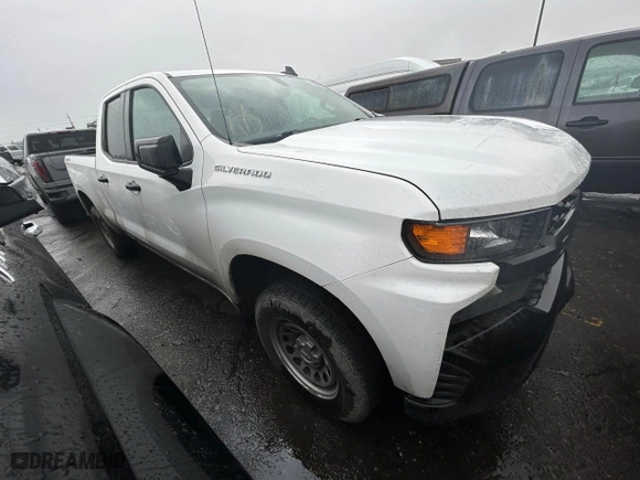 2021 Chevrolet Silverado 1500 Work Truck with VIN 1GCRYAEH0MZ440922, listed as a Copart auction lot 45353735 with 101,153 mi miles and Salvage Title. Bid and sale history available at carsss.com. Image 4.