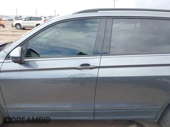 2021 Volkswagen Tiguan S with VIN 3VV0B7AX0MM017433, listed as a IAAI auction lot 42017125 with 54,624 mi miles and . Bid and sale history available at DreamBid. Image 15.