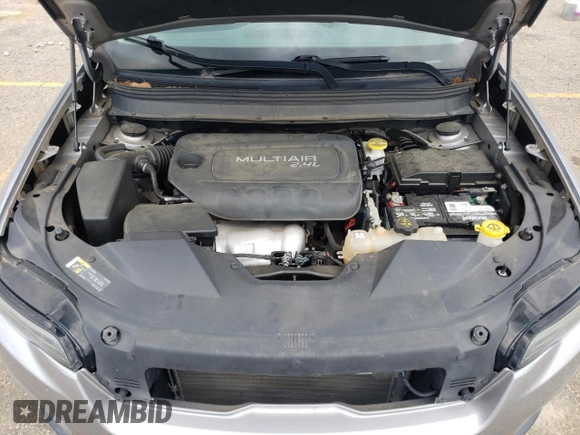 2019 Jeep Cherokee Latitude с VIN 1C4PJLCBXKD205797, выставлен на аукционе Copart как лот 59286495 с пробегом 63 705 миль миль и Списание • Salvage title. История ставок и продаж доступна на DreamBid. Изображение 12.