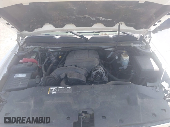 2009 Chevrolet Silverado 1500 LT with VIN 3GCEC23039G118833, listed as a IAAI auction lot 42018681 with 212,044 mi miles. Bid and sale history available at carsss.com. Image 10.