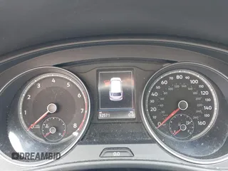 2019 Volkswagen Atlas SE z VIN 1V2WR2CA5KC524650, wystawiony jako IAAI lot #42217791 z przebiegiem 92 571 mil mil oraz . Historia ofert i sprzedaży dostępna na DreamBid. Obrazek 7.