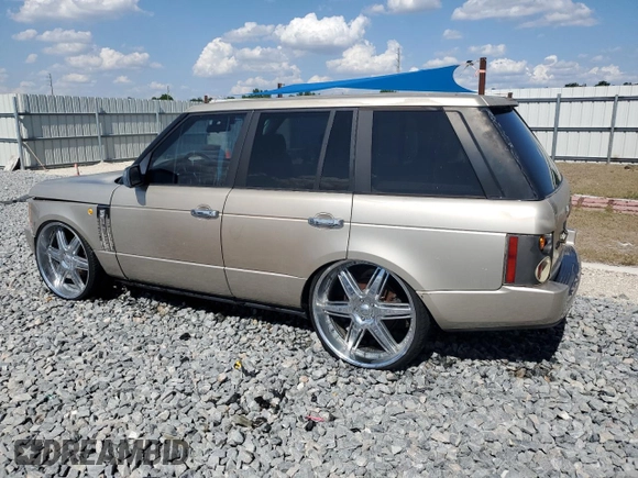 2004 Land Rover Range Rover with VIN SALMF11404A142526, listed as a Copart auction lot 54699145 with 148,339 mi miles and Salvage Title. Bid and sale history available at DreamBid. Image 2.