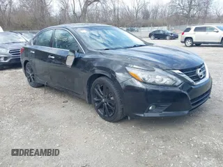 2017 Nissan Altima S z VIN 1N4AL3AP5HC258846, wystawiony jako IAAI lot #41902833 z przebiegiem 114 410 mil mil oraz . Historia ofert i sprzedaży dostępna na DreamBid. Obrazek 1.