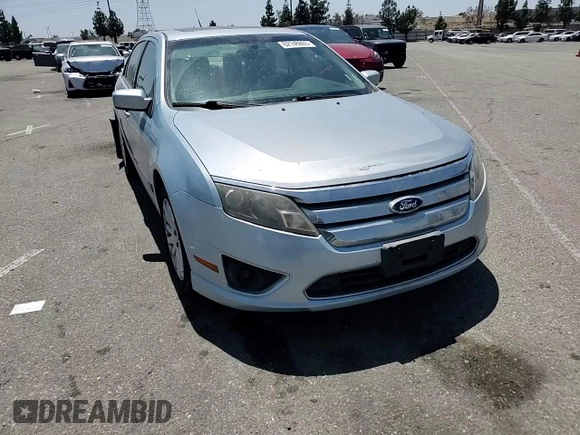 2010 Ford Fusion Hybrid z VIN 3FADP0L34AR137176, wystawiony jako Copart lot #62146865 z przebiegiem 135 293 mil mil oraz Szkoda całkowita • Salvage title. Historia ofert i sprzedaży dostępna na DreamBid. Obrazek 13.