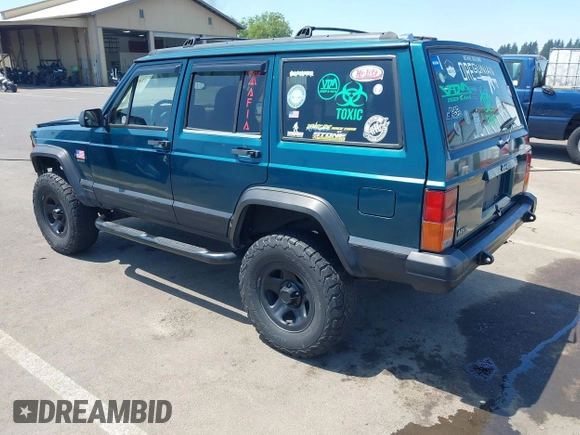 1995 Jeep Cherokee Sport with VIN 1J4FJ68S7SL631078, listed as a IAAI auction lot 42408148 with 190,765 mi miles and . Bid and sale history available at DreamBid. Image 3.