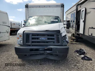 2022 Ford Econoline Cargo z VIN 1FDWE3FN6NDC03437, wystawiony jako Copart lot #50570905 z przebiegiem Nie podano mil oraz Szkoda całkowita • Salvage title. Historia ofert i sprzedaży dostępna na DreamBid. Obrazek 5.