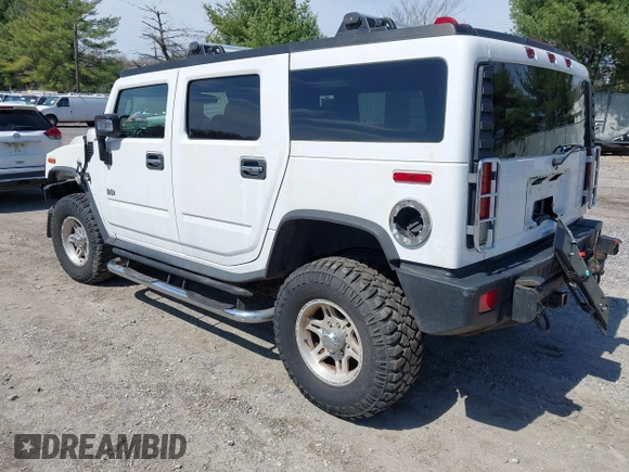 2006 Hummer H2 with VIN 5GRGN23U86H104660, listed as a IAAI auction lot 41933116 with 165,734 mi miles. Bid and sale history available at carsss.com. Image 3.