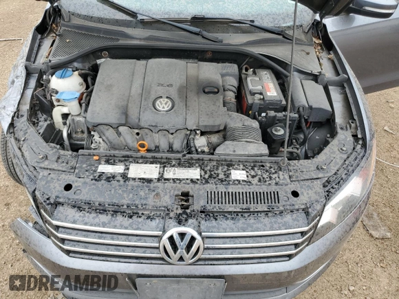 2013 Volkswagen Passat S z VIN 1VWAP7A38DC048686, wystawiony jako Copart lot #54582865 z przebiegiem 140 798 mil mil oraz Szkoda całkowita • Salvage title. Historia ofert i sprzedaży dostępna na DreamBid. Obrazek 11.