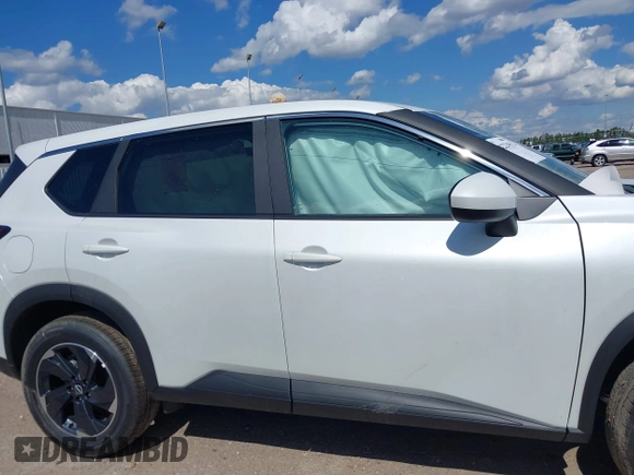 2025 Nissan Rogue SV with VIN 5N1BT3BA5SC828212, listed as a IAAI auction lot 42234352 with 1,256 mi miles and . Bid and sale history available at DreamBid. Image 13.
