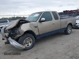 2000 Ford F-150 XL с VIN 1FTRX17L1YNA50543, выставлен на аукционе IAAI как лот 41864001 с пробегом 251 925 миль миль и . История ставок и продаж доступна на DreamBid. Изображение 17.