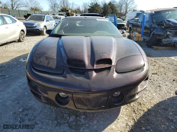 2000 Pontiac Firebird Formula with VIN 2G2FV22G6Y2173358, listed as a Copart auction lot 89081095 with 166,892 mi miles and Salvage Title. Bid and sale history available at carsss.com. Image 5.