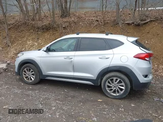 2017 Hyundai Tucson SE with VIN KM8J3CA45HU272171, listed as a IAAI auction lot 41801230 with 100,541 mi miles. Bid and sale history available at carsss.com. Image 15.