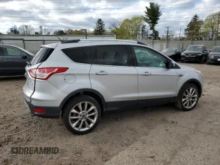 2016 Ford Escape SE with VIN 1FMCU0GX3GUC49752, listed as a Copart auction lot 52878755 with 75,424 mi miles and Salvage Title. Bid and sale history available at carsss.com. Image 3.