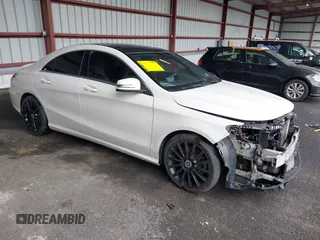 2014 Mercedes-Benz CLA 250 z VIN WDDSJ4GB0EN158424, wystawiony jako IAAI lot #42197940 z przebiegiem 91 821 mil mil oraz . Historia ofert i sprzedaży dostępna na DreamBid. Obrazek 1.