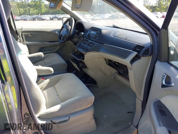 2006 Honda Odyssey LX с VIN 5FNRL38226B079736, выставлен на аукционе IAAI как лот 42305288 с пробегом Не указан миль и . История ставок и продаж доступна на DreamBid. Изображение 5.