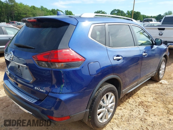 2017 Nissan Rogue SV z VIN 5N1AT2MV0HC841769, wystawiony jako IAAI lot #42295364 z przebiegiem 64 541 mil mil oraz . Historia ofert i sprzedaży dostępna na DreamBid. Obrazek 4.
