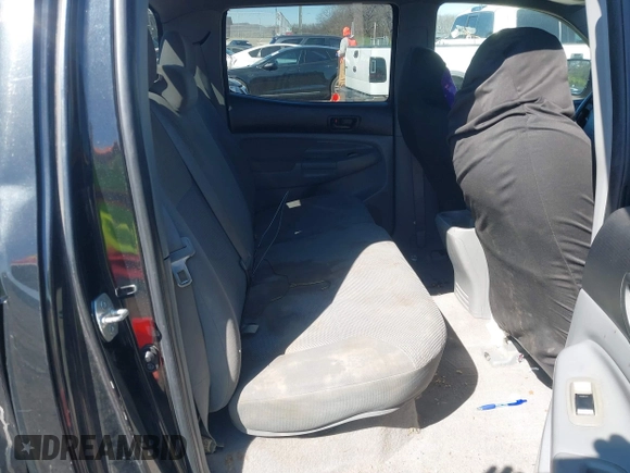 2007 Toyota Tacoma with VIN 5TELU42N07Z451425, listed as a IAAI auction lot 41828083 with 346,755 mi miles and . Bid and sale history available at DreamBid. Image 8.