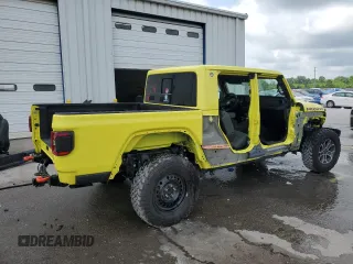 2024 Jeep Gladiator Mojave X with VIN 1C6JJTEG8RL104585, listed as a Copart auction lot 54528735 with 7,528 mi miles and Salvage title. Bid and sale history available at DreamBid. Image 3.