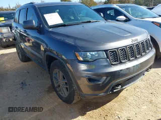 2017 Jeep Grand Cherokee Laredo with VIN 1C4RJEAG3HC686025, listed as a IAAI auction lot 41470809 with 108,547 mi miles. Bid and sale history available at carsss.com. Image 1.