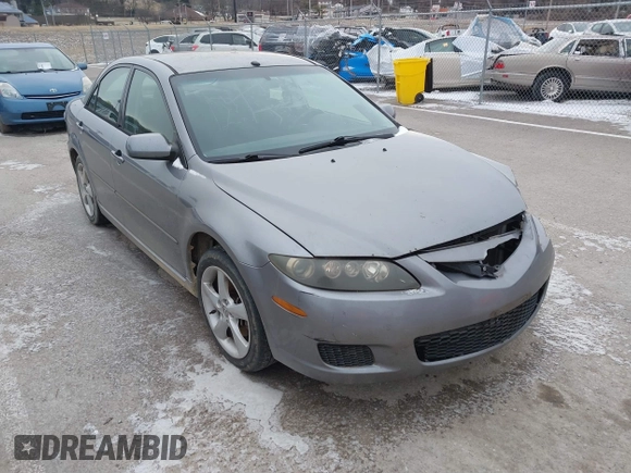 2007 Mazda 6 S Touring with VIN 1YVHP80D475M14924, listed as a IAAI auction lot 41566429 with 211,863 mi miles and . Bid and sale history available at carsss.com. Image 1.