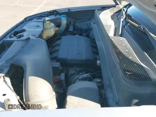 2010 Honda Pilot Touring with VIN 5FNYF3H92AB001496, listed as a IAAI auction lot 43557959 with 234,249 mi miles and . Bid and sale history available at DreamBid. Image 14.