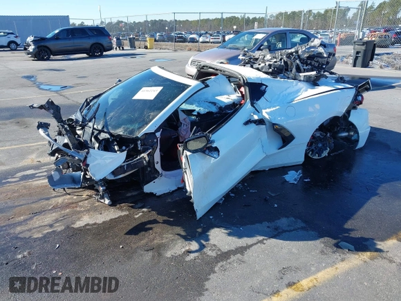 2022 Chevrolet Corvette 2LT z VIN 1G1YB2D44N5110042, wystawiony jako IAAI lot #41362243 z przebiegiem 10 010 mil mil oraz . Historia ofert i sprzedaży dostępna na DreamBid. Obrazek 2.