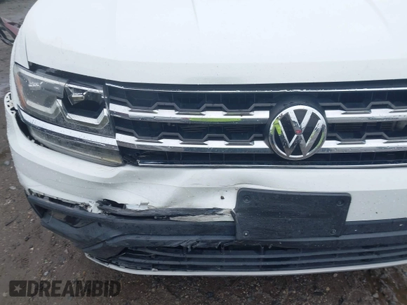 2018 Volkswagen Atlas Launch Edition with VIN 1V2BR2CA2JC512016, listed as a IAAI auction lot 42252569 with 130,628 mi miles and . Bid and sale history available at DreamBid. Image 6.