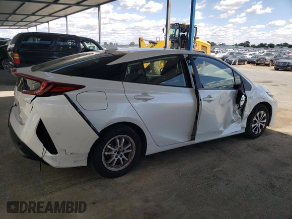 2022 Toyota Prius LE with VIN JTDKAMFP4N3197665, listed as a Copart auction lot 57339955 with 61,063 mi miles and Salvage title. Bid and sale history available at DreamBid. Image 3.