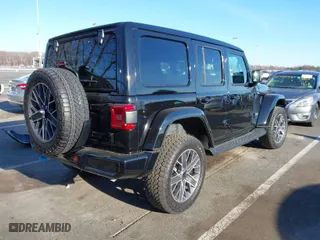 2024 Jeep Wrangler 4xe High Altitude with VIN 1C4RJXU66RW163211, listed as a IAAI auction lot 40887601 with 5,782 mi miles. Bid and sale history available at carsss.com. Image 4.