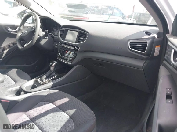 2017 Hyundai Ioniq Hybrid Blue with VIN KMHC65LCXHU050189, listed as a IAAI auction lot 41761768 with 117,688 mi miles. Bid and sale history available at carsss.com. Image 5.